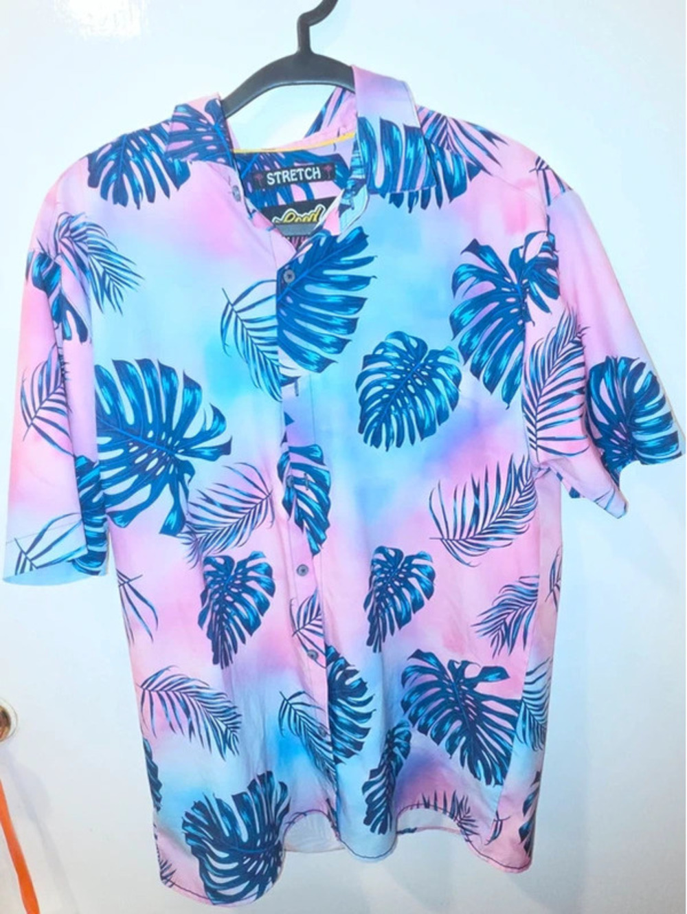 Good vibes Button up men's shirt medium